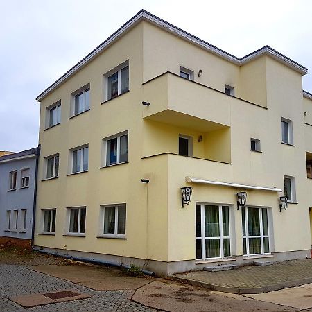 Pension Balkan Eisenhuettenstadt Luaran gambar