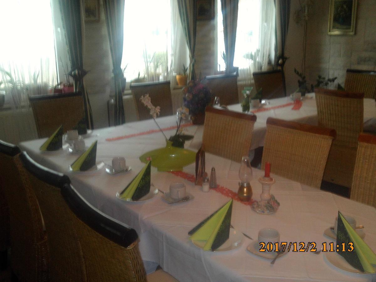 Pension Balkan Eisenhuettenstadt Luaran gambar